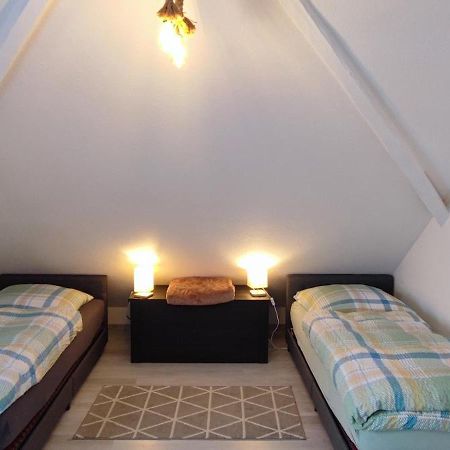 Antony Home Ferienwohnung Ostrach Bagian luar foto